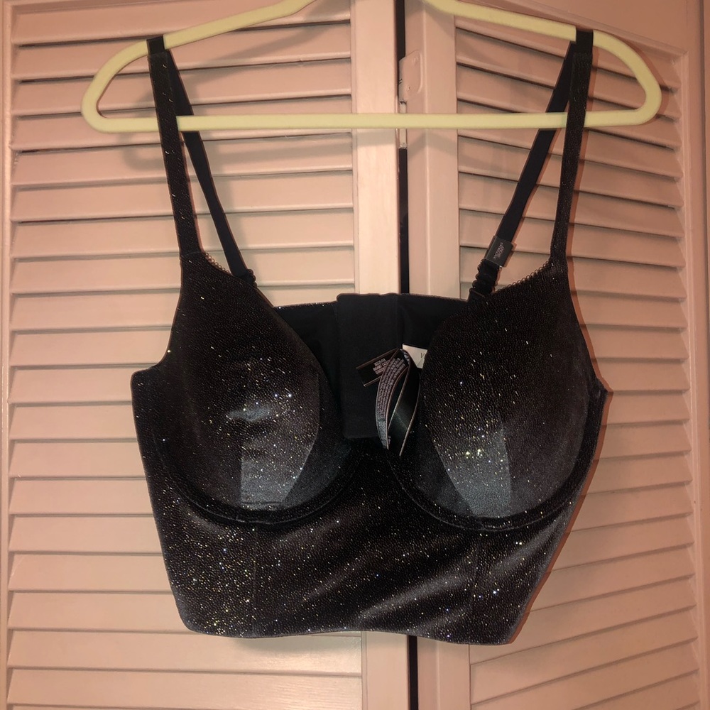 BRAND NEW Victoria secret bra